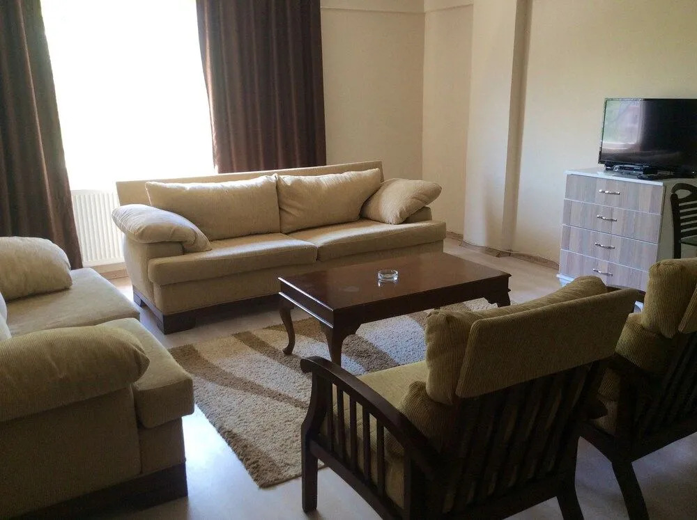 Корлу: Elit Apartments