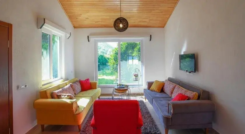 Чиралы: Lavanta Cottage