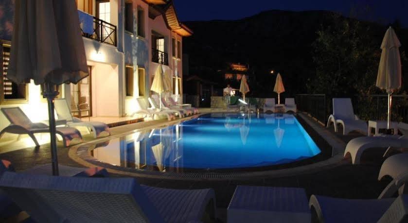 Кумлюбюк: Panjur Hotel Sögütköy