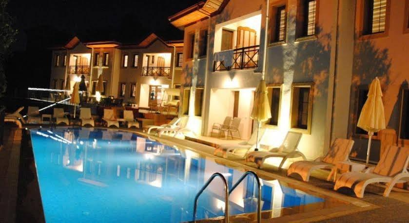 Кумлюбюк: Panjur Hotel Sögütköy