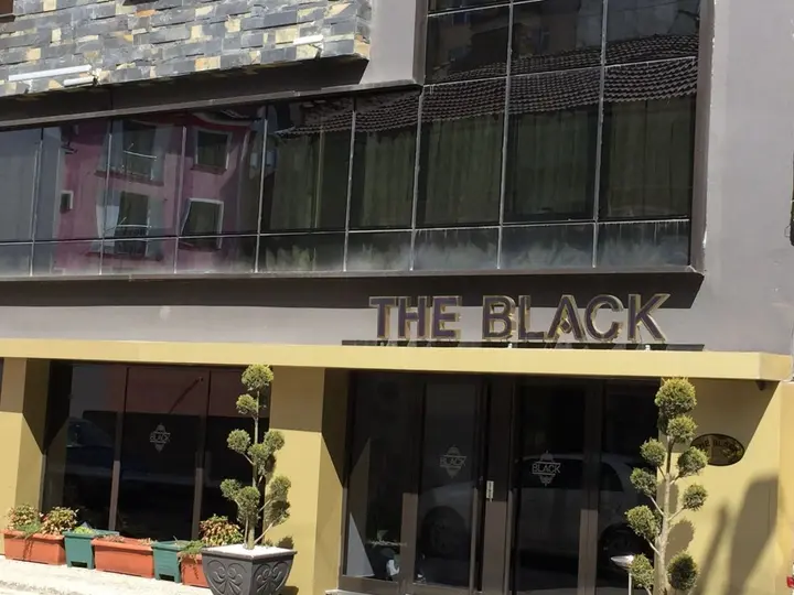 Эскишехир: The Black Hotel