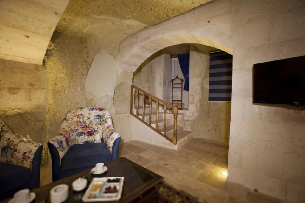 Мустафапаша: Magic Cave House