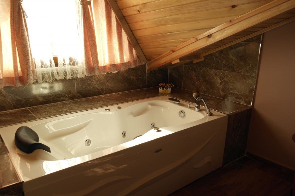 Сайл: Armoni Motel Agva