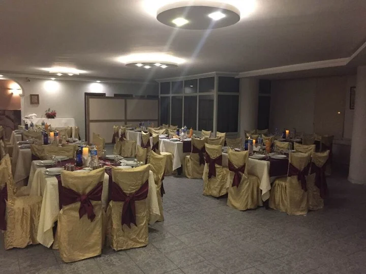 Корум: Pithana Hotel