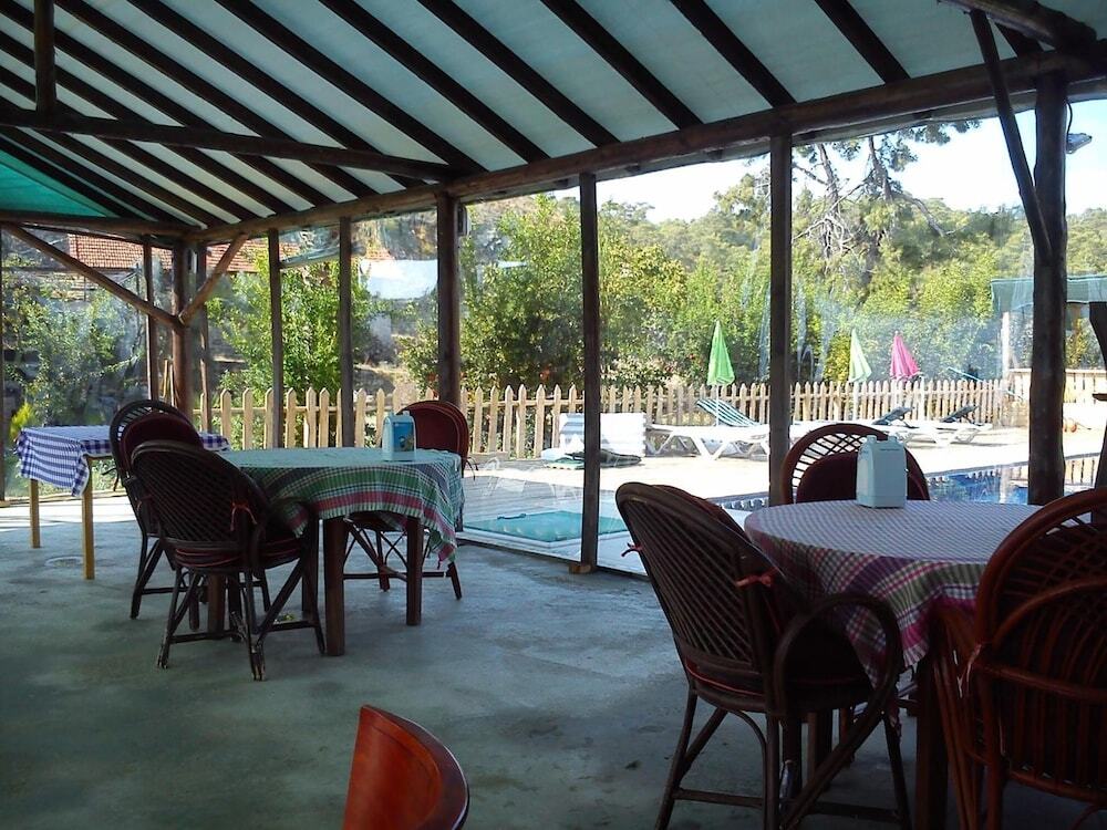 Фетхие: Yesil Bahce Bungalow - Ahsap Evler