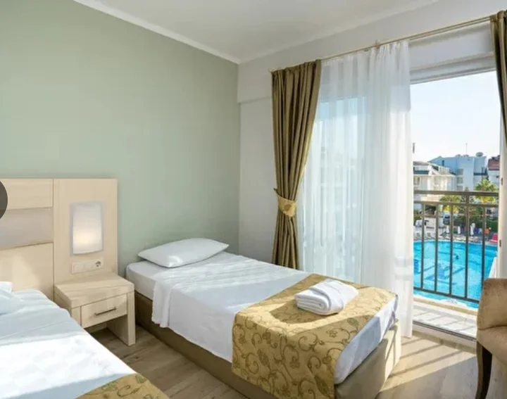 Чамьюва: White Lilyum Hotel