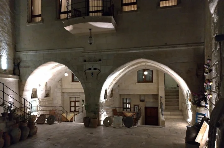 Гёреме: Osmanbey Cave House