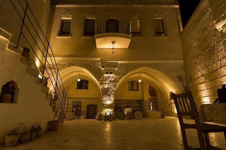 Гёреме: Osmanbey Cave House