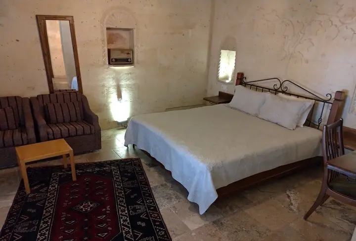 Гёреме: Osmanbey Cave House