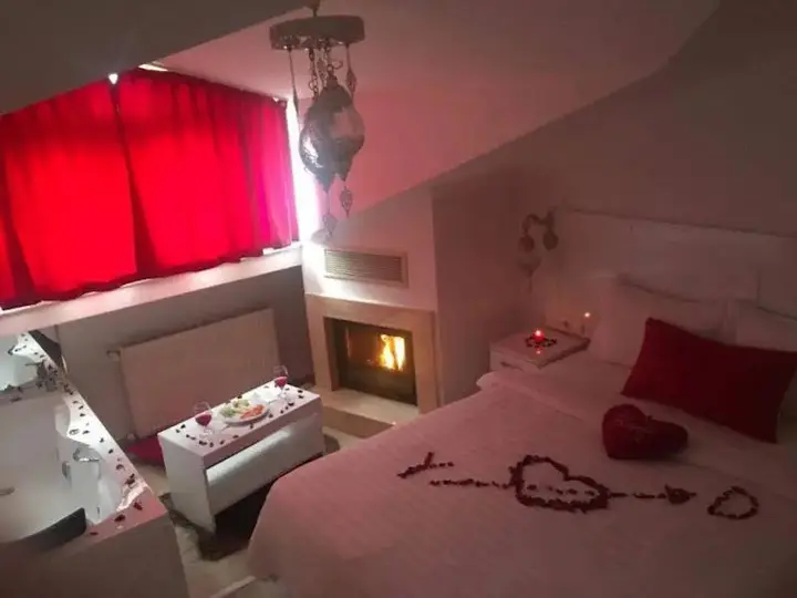 Сайл: Gunisigi Hotel