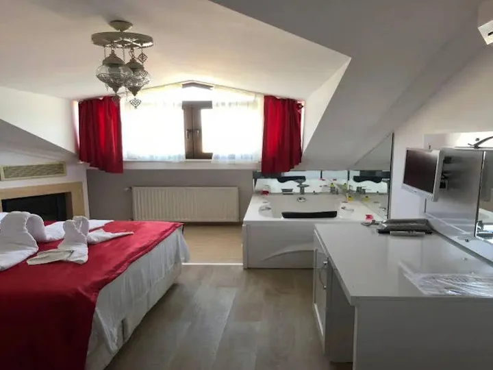 Сайл: Gunisigi Hotel