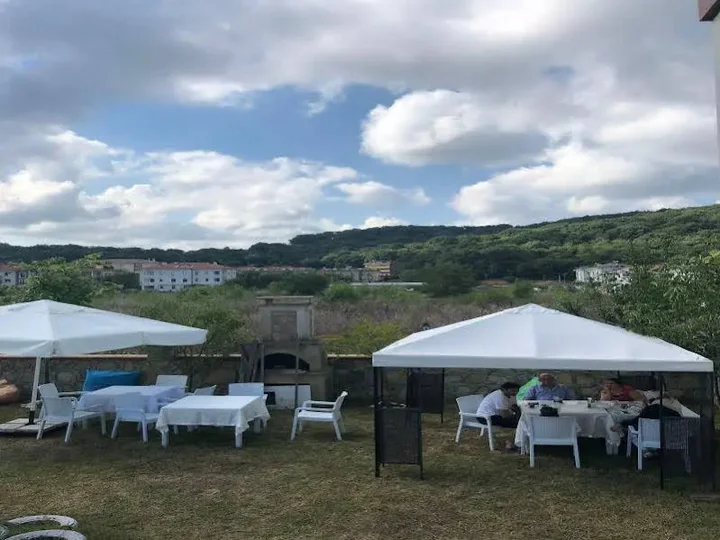 Сайл: Gunisigi Hotel
