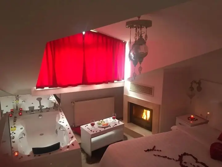 Сайл: Gunisigi Hotel