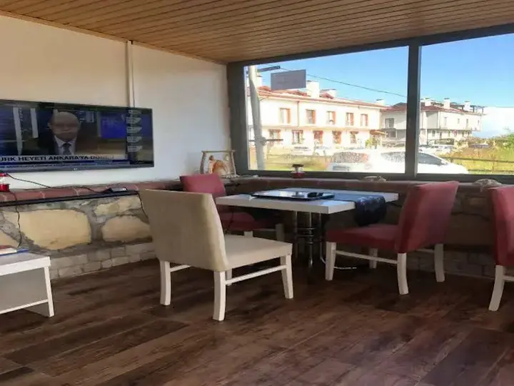 Сайл: Gunisigi Hotel