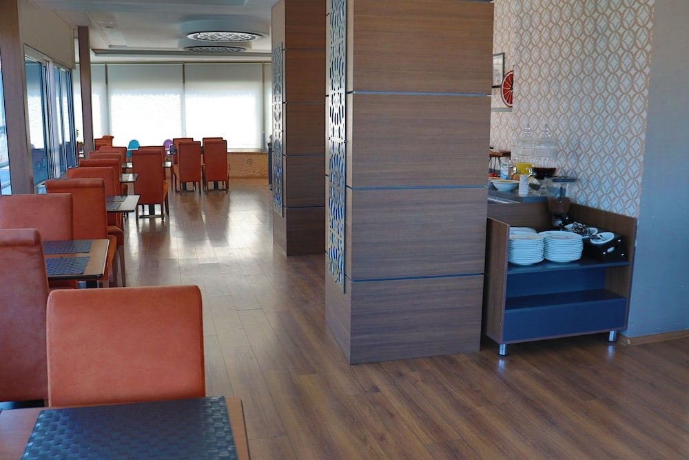 Айдын: Rest Inn Hotel