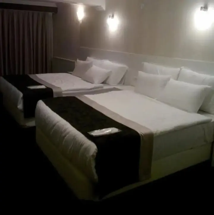 Усак: Kremon Hotel