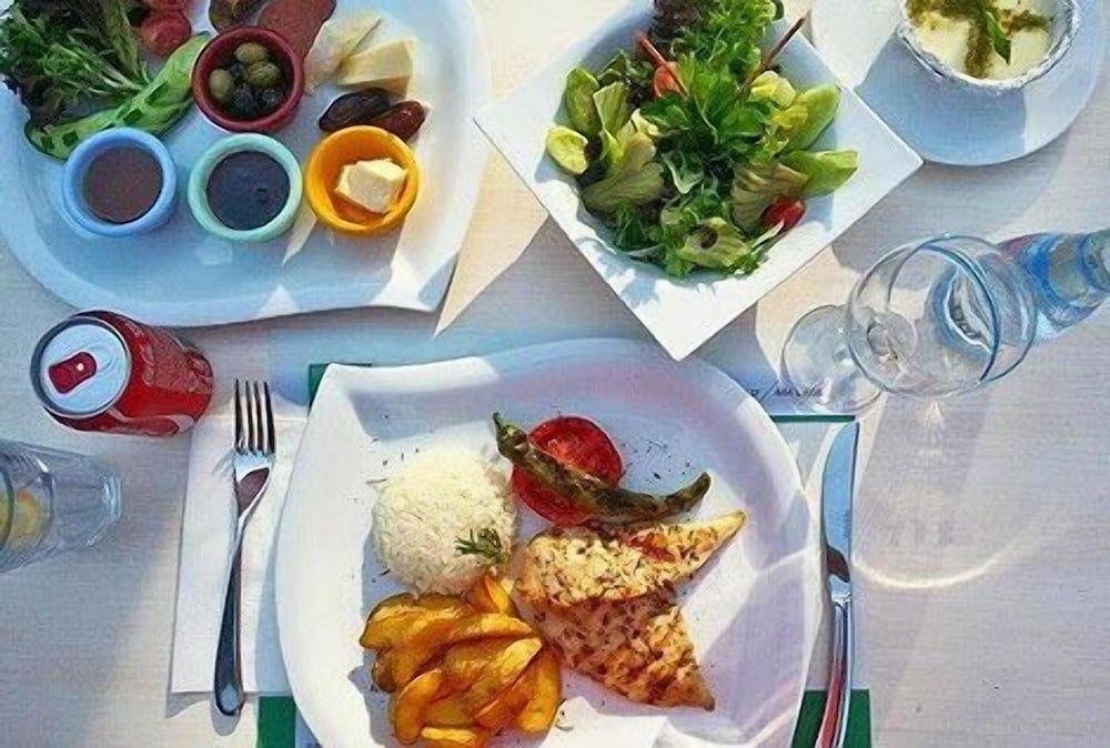 Усак: Kremon Hotel