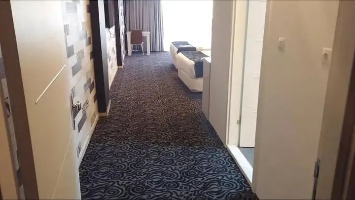 Усак: Kremon Hotel