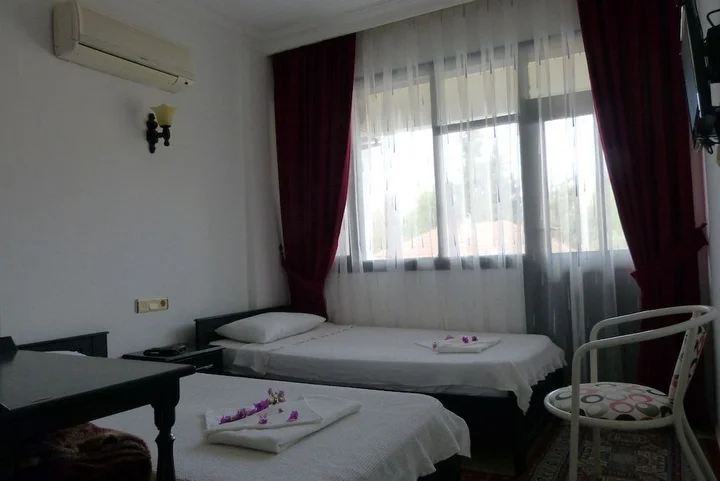 Дальян: Donmez Hotel