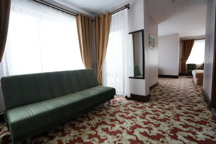 Османгази: Le Chalet Yazici