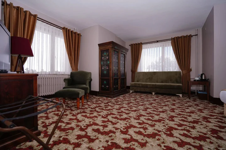 Османгази: Le Chalet Yazici