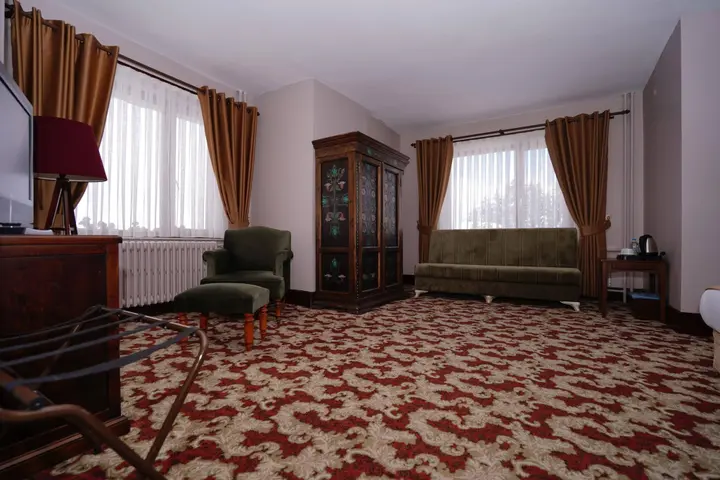 Османгази: Le Chalet Yazici