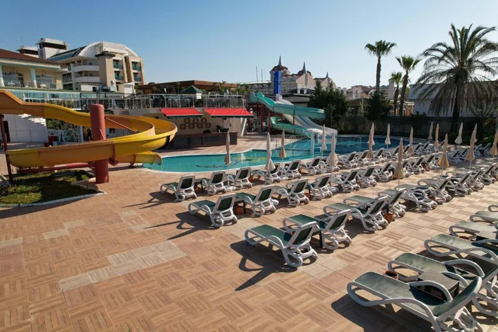 Богазкент: Throne Seagate Belek