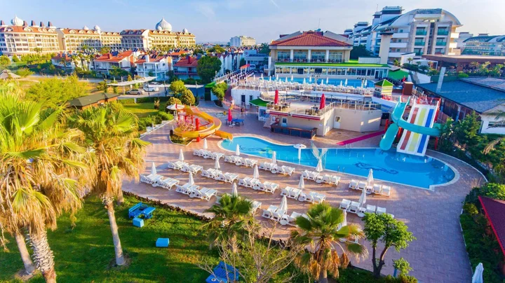 Богазкент: Throne Seagate Belek