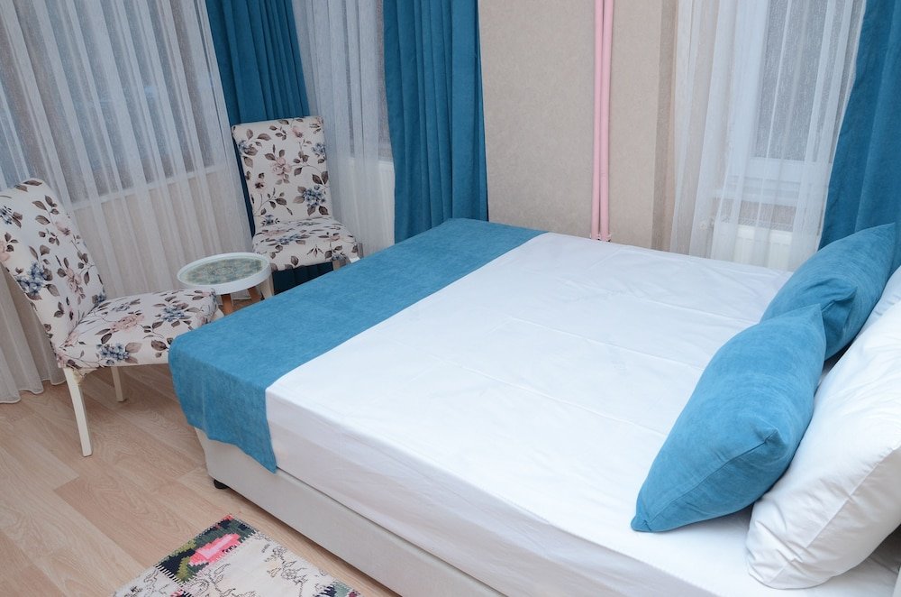Сайл: Marina Motel