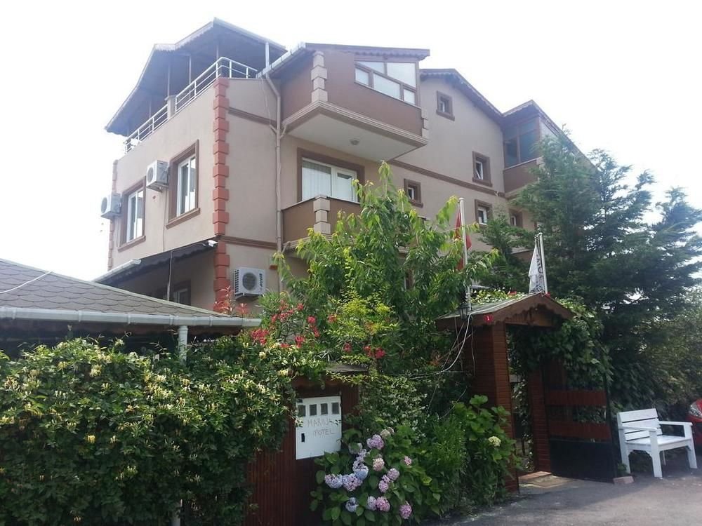 Сайл: Marina Motel