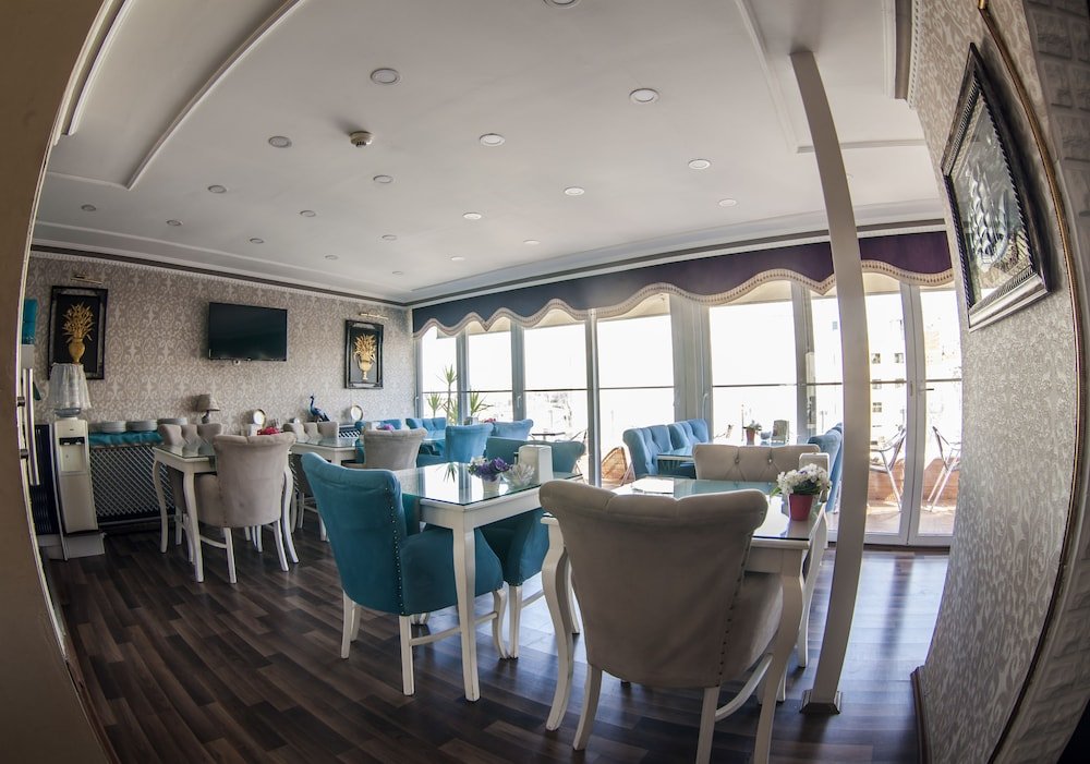 Grand Hurriyet Hotel — фото 1