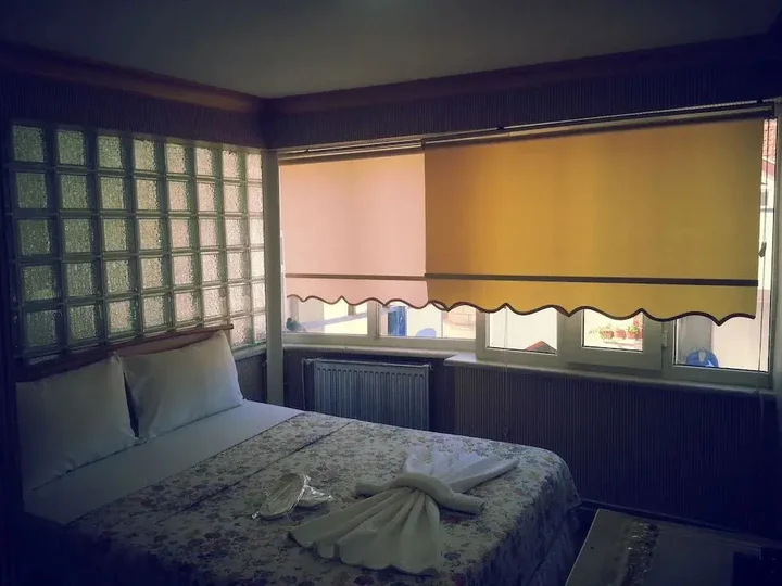 Сайл: Otel Turker