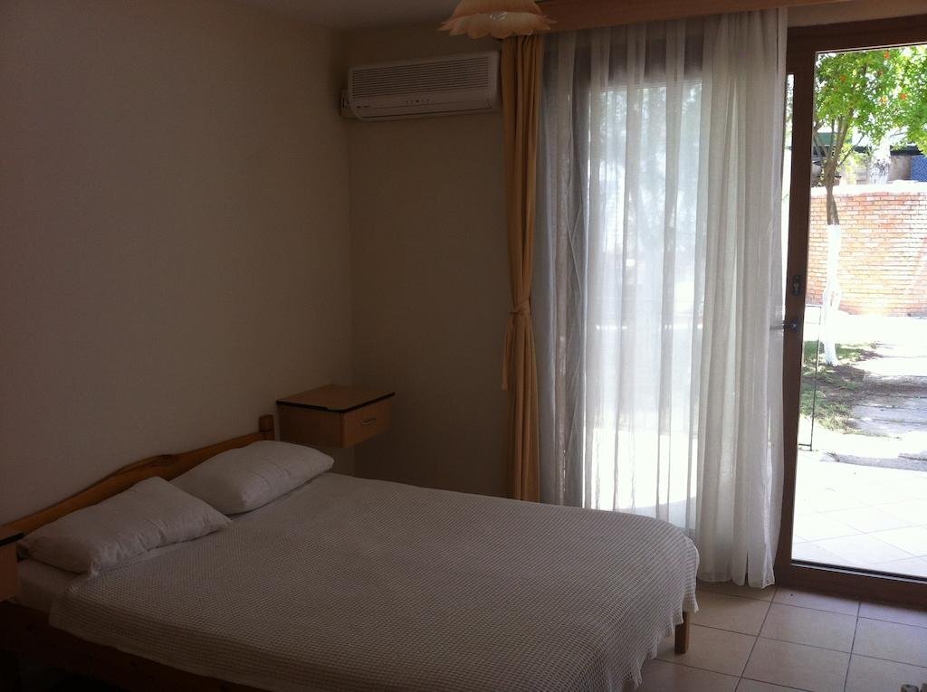 Акьярлар: Kardesler Otel