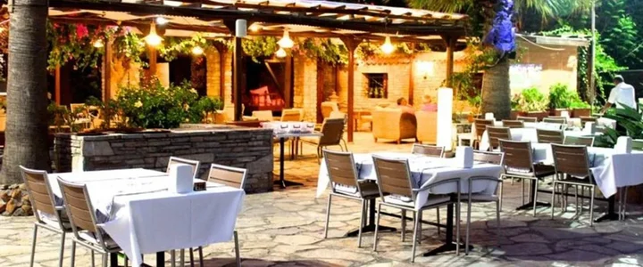 Кумлюбюк: Sayfiye Ekincik Otel