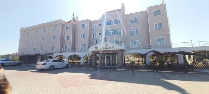 Бююкчекмедже: Sancak Hotel