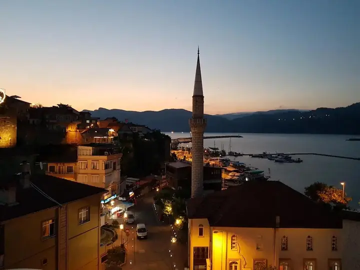 Бартын: Karadeniz Pansiyon