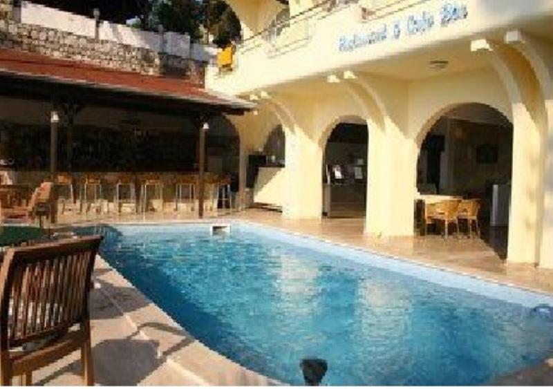 Турунч: Barbaros Apart Hotel