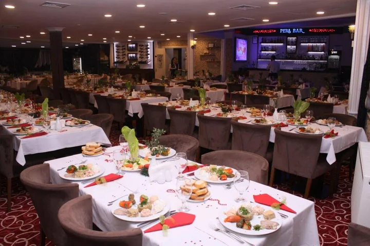 Бандырма: Perama Hotel