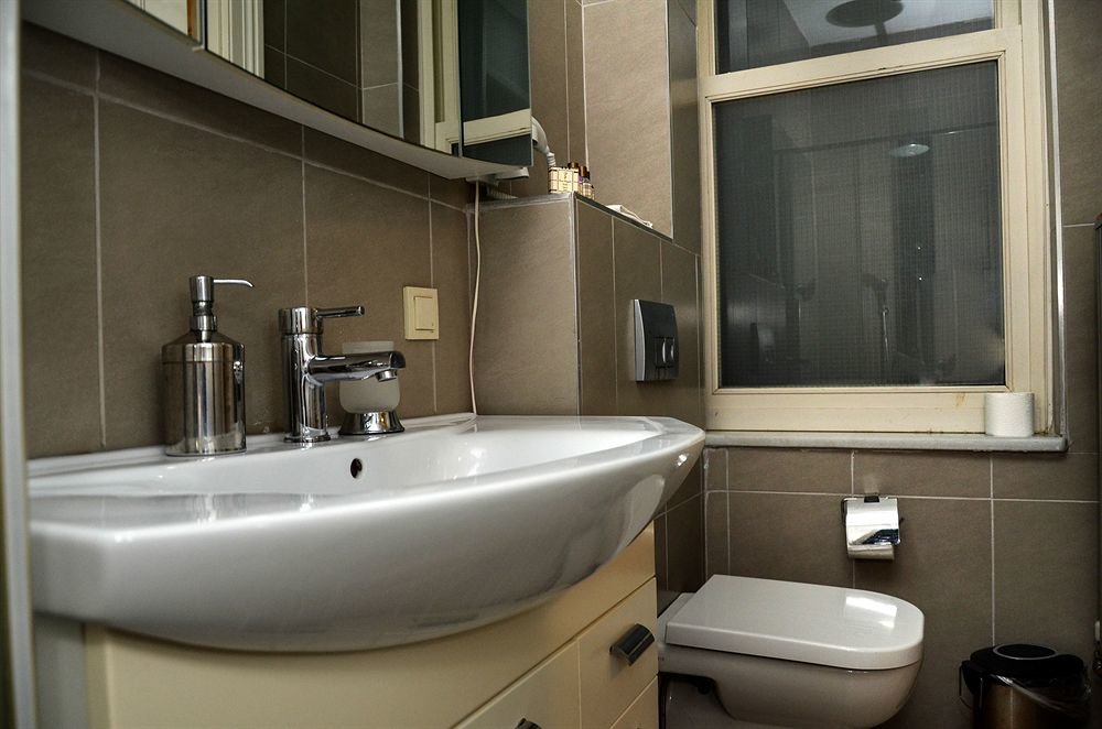 Omer Hayyam Suites — фото 3