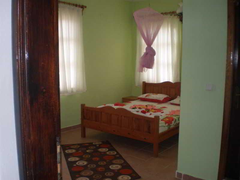 Дальян: Jade Hotel