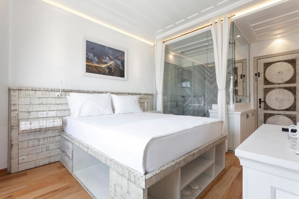Айвалык: Cunda Pur Beyaz Otel