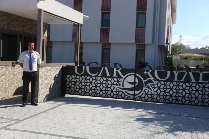 Сайл: Uçar Royal Hotel and Conference Hall