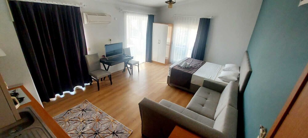 Анталья: Livia Luxury Apart Hotel