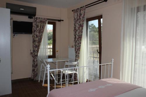 Тевфикие: Ede Apart Hotel