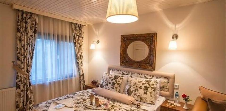 Сайл: TreeTops Park Hotel