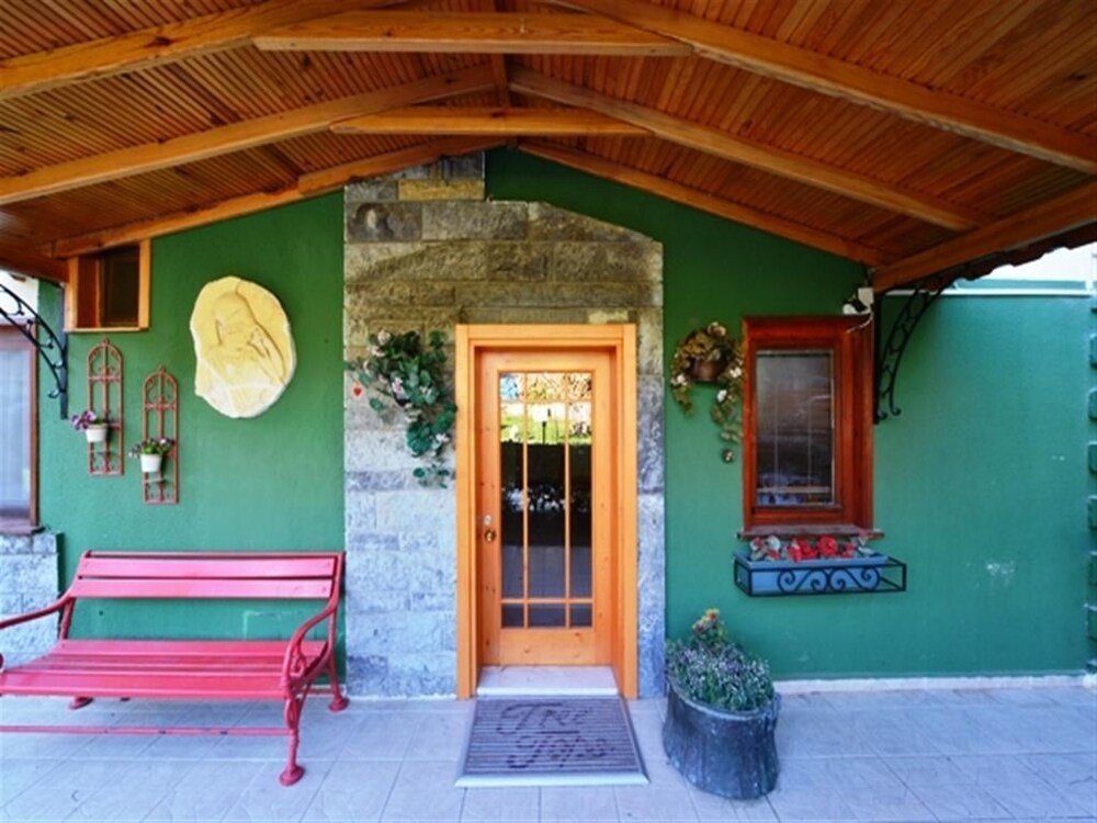 Сайл: TreeTops Park Hotel