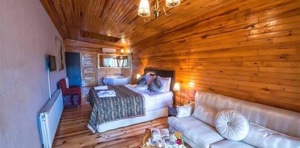 Сайл: TreeTops Park Hotel