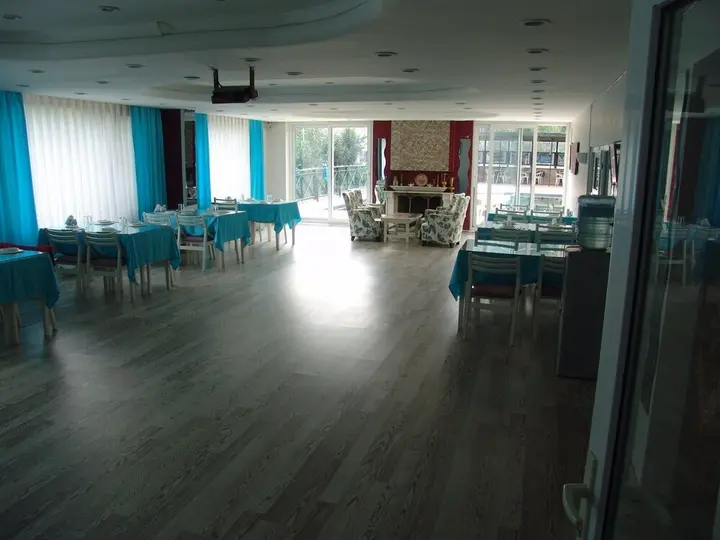 Сайл: Korupark Hotel