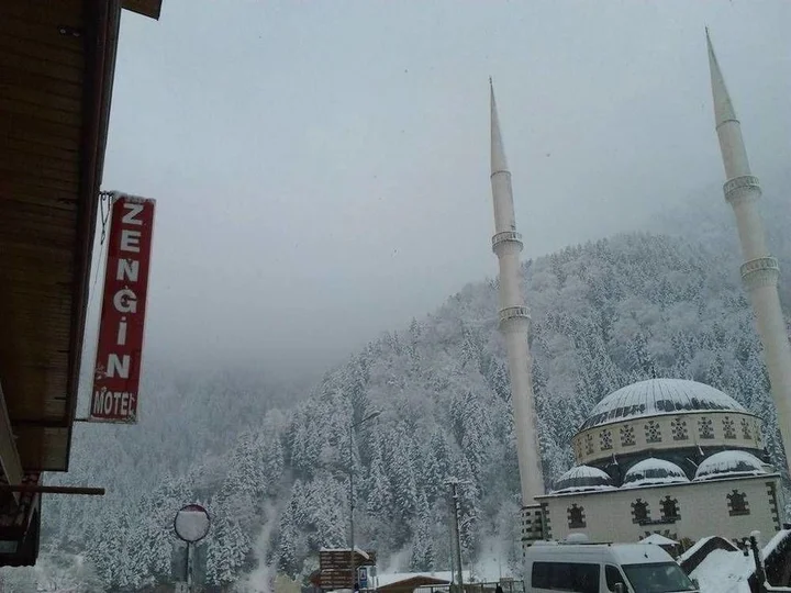 Узунгёль: Zengin Motel