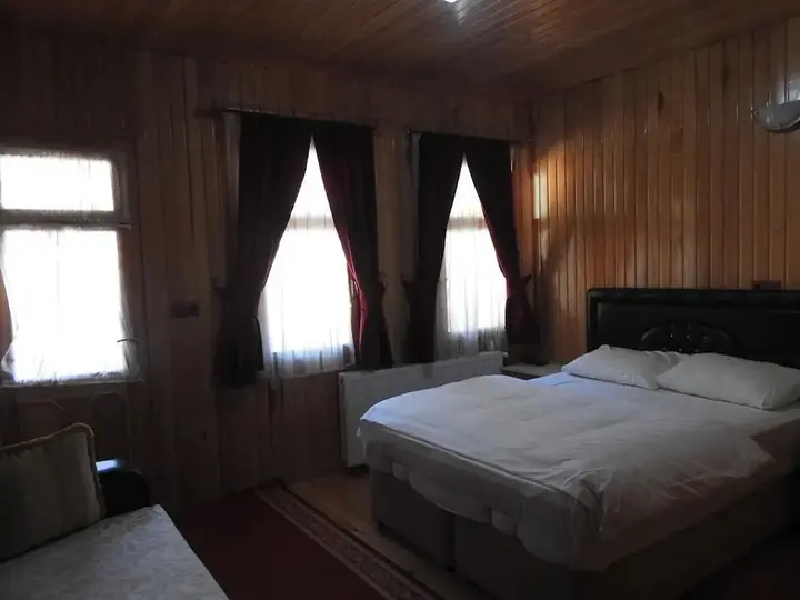Узунгёль: Zengin Motel